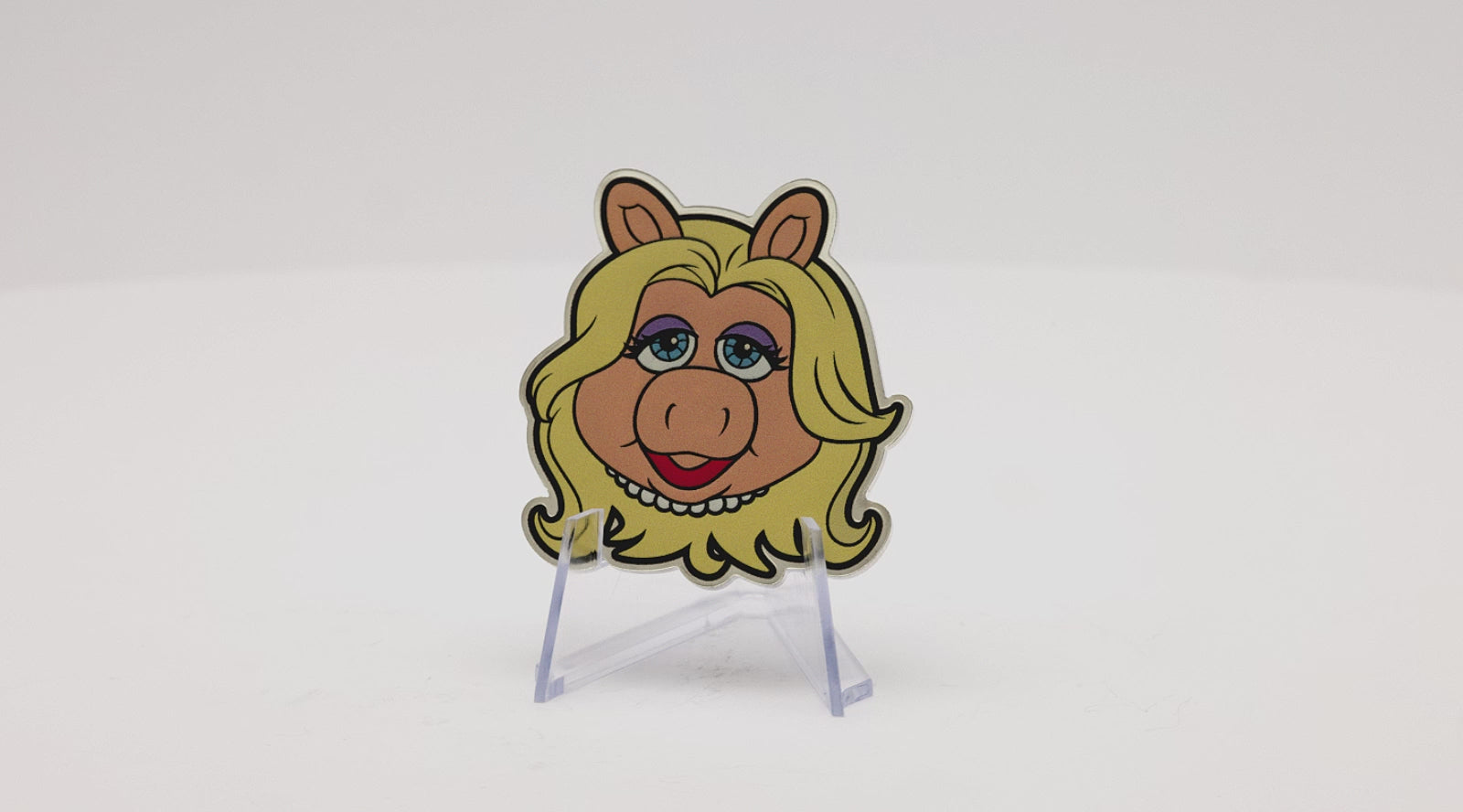 カーミット・ザ・フロッグ　ミス・ピギー オーナメント Buy Disney The Muppets - Miss Piggy Coin by Disney online - Agoro